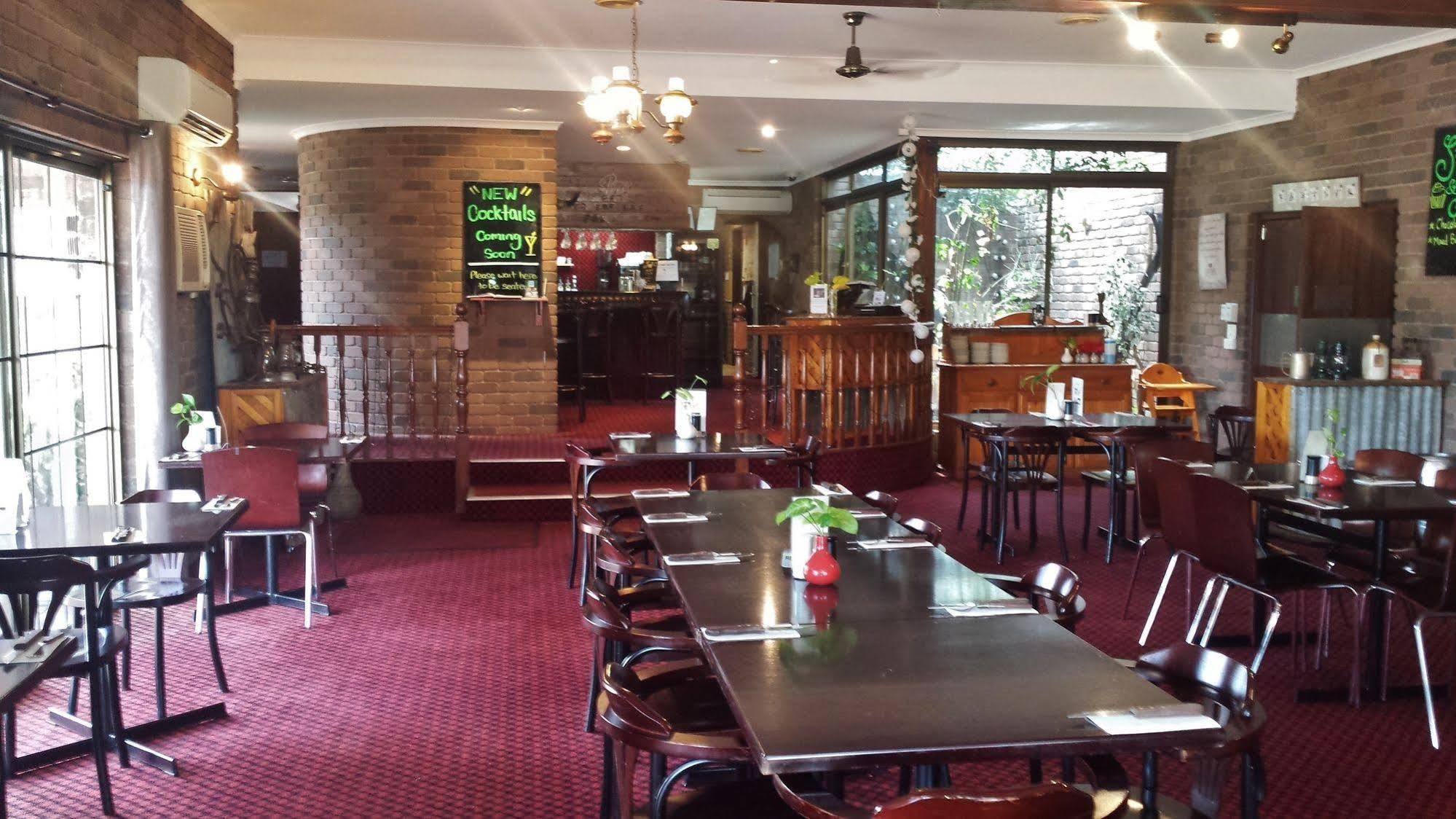 Cattleman'S Rest Motor Inn Charters Towers Exterior foto