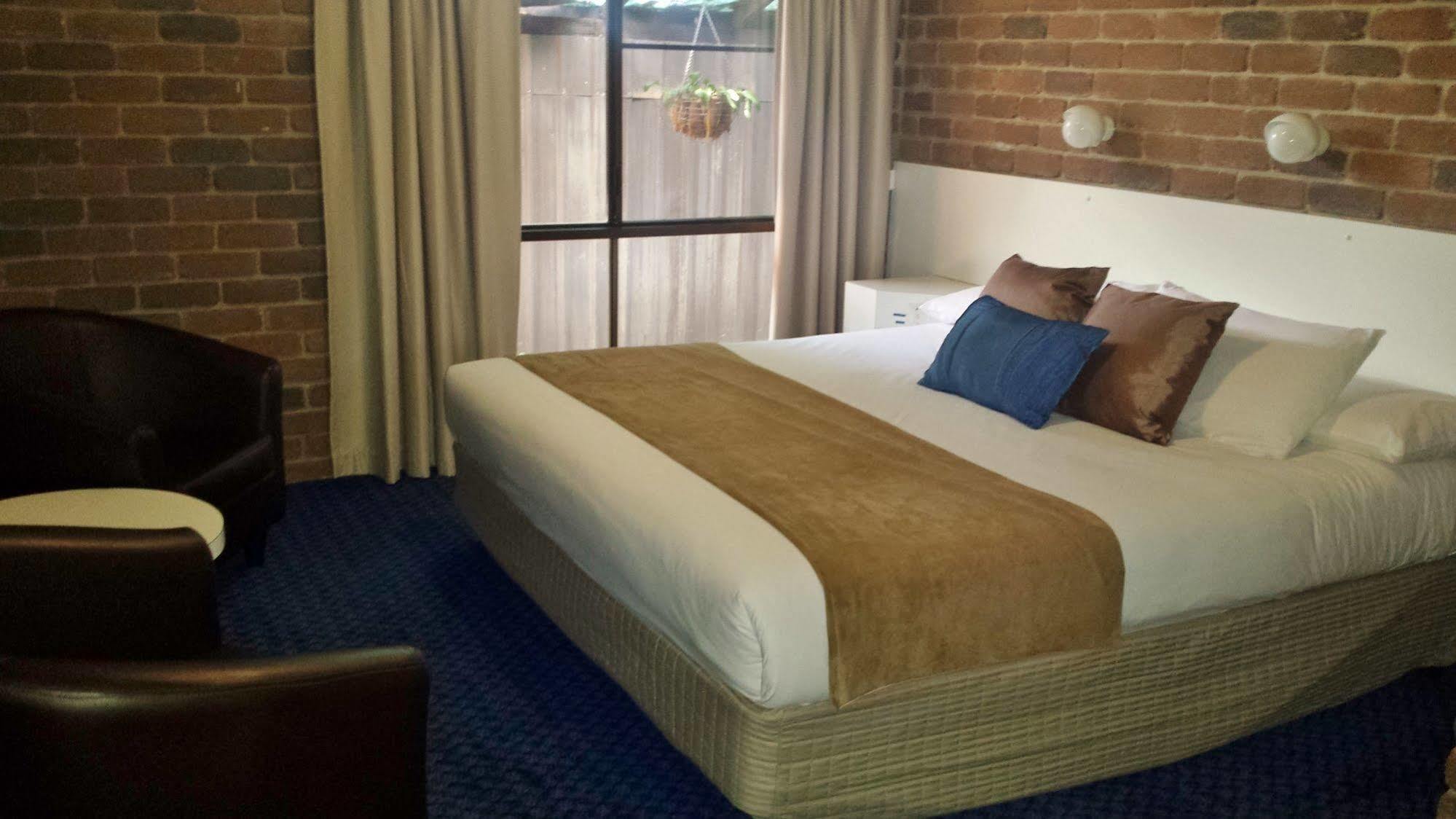 Cattleman'S Rest Motor Inn Charters Towers Exterior foto